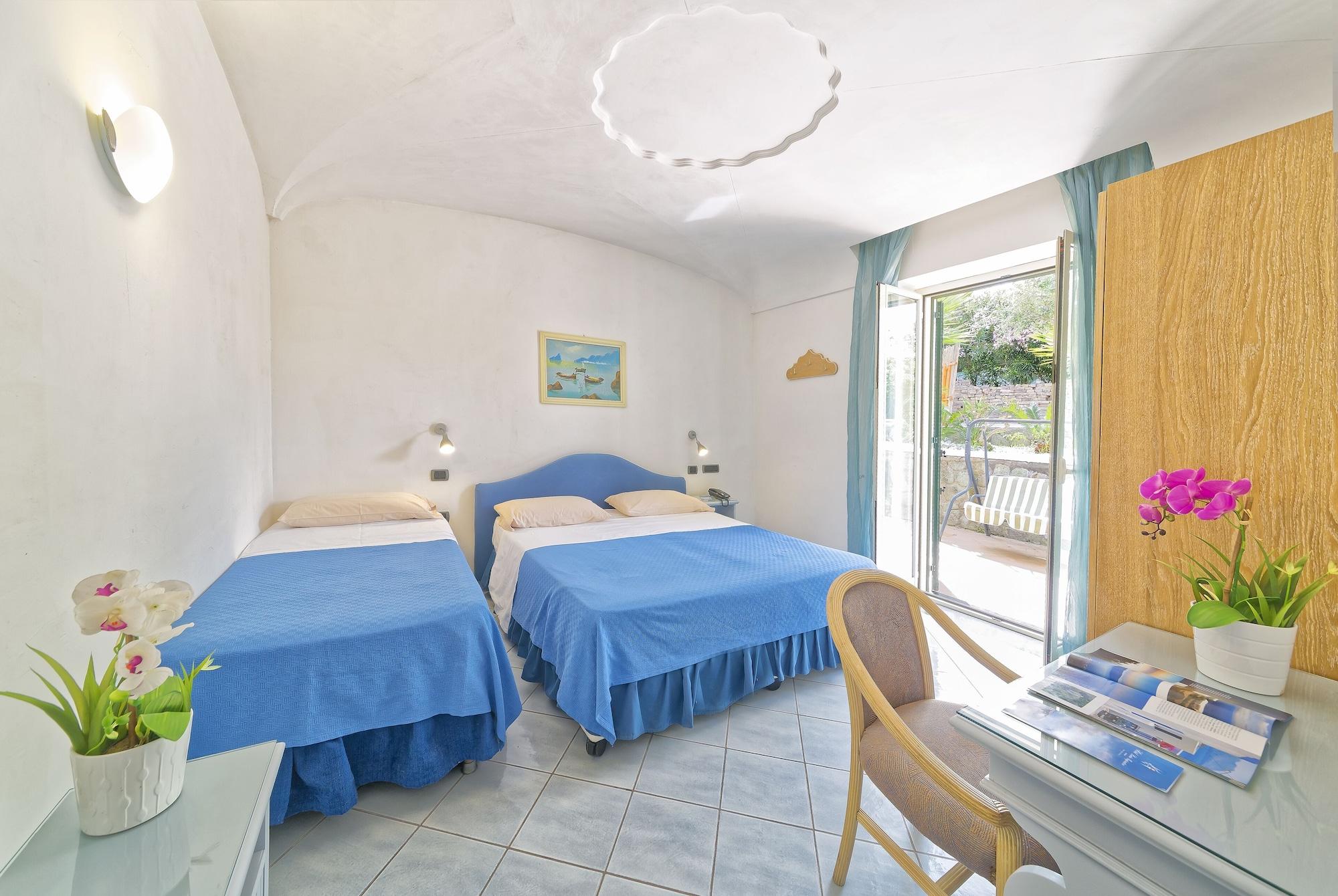 Punta Imperatore Hotel 4*