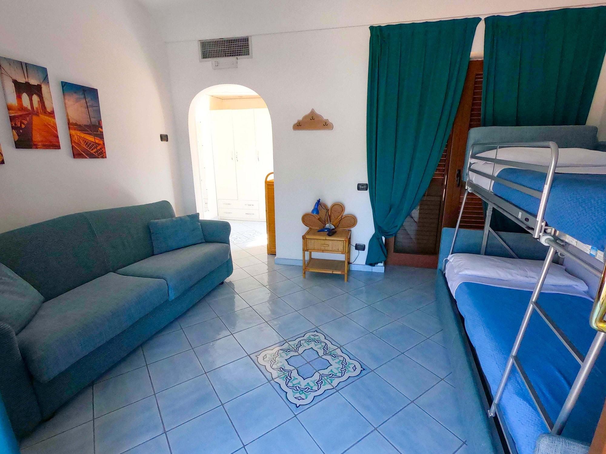 Hotel Punta Imperatore 4*